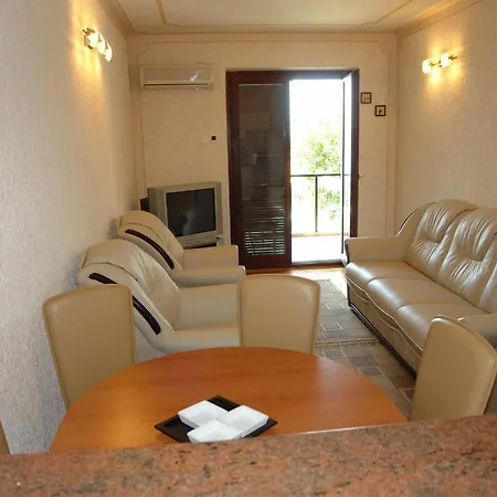 Boris Apartment