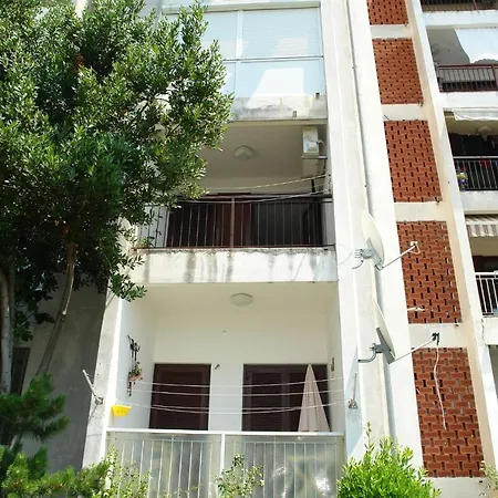 Boris Apartment